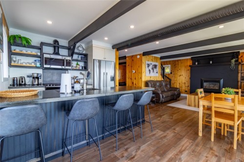 3829 Cutlass Crt, Pender Island, BC 