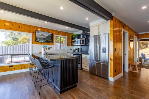 3829 Cutlass Crt, Pender Island, BC 