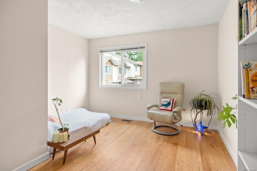 10-4580 West Saanich Rd, Saanich, BC 