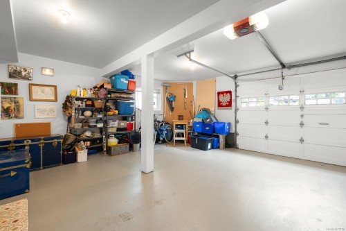 10-4580 West Saanich Rd, Saanich, BC 