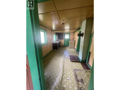 685 Russell Lane, Lillooet, BC - Indoor Photo Showing Other Room