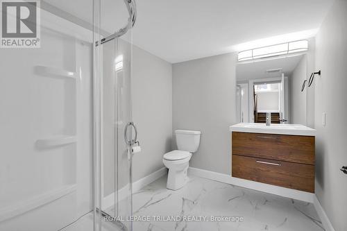 62 Crestview Drive, Middlesex Centre (Kilworth), ON - Indoor Photo Showing Bathroom
