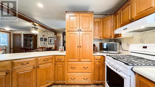 8 Cree Lane, Ashfield-Colborne-Wawanosh (Colborne), ON - Indoor Photo Showing Kitchen