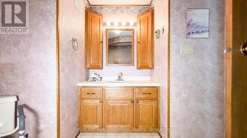 8 Cree Lane, Ashfield-Colborne-Wawanosh (Colborne), ON - Indoor Photo Showing Bathroom