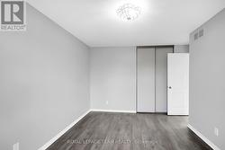 3rd floor bedroom 2 - 