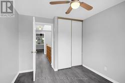 3rd floor bedroom 3 - 