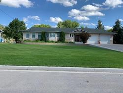 484 Queen Street E  Virden, MB R0M 2C0