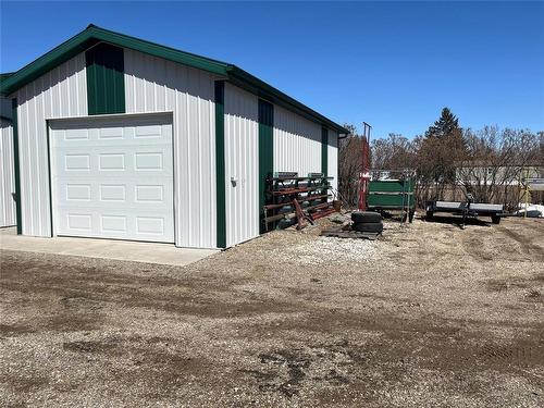 484 Queen Street E, Virden, MB - Outdoor With Exterior