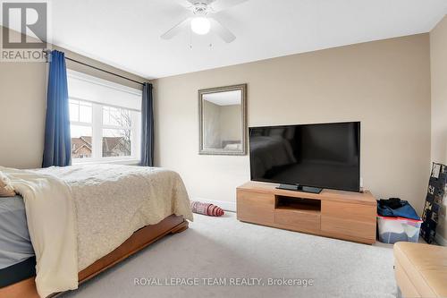 920 Messor Crescent, Ottawa, ON - Indoor Photo Showing Bedroom