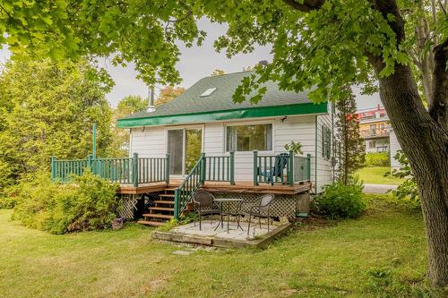 Face arrière - 727 Rue Bourdon, Neuville, QC - Outdoor With Deck Patio Veranda