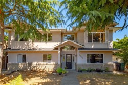 6422 Dover Rd  Nanaimo, BC V9V 1A7