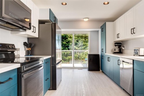 6422 Dover Rd, Nanaimo, BC 