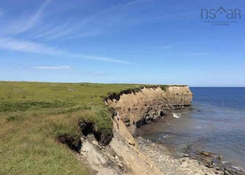 #6 Mines Road, Donkin, NS 