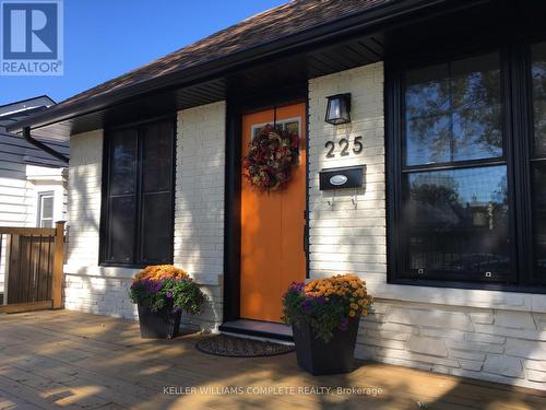 225 Henrietta Street, Fort Erie (Central), ON - Outdoor With Deck Patio Veranda