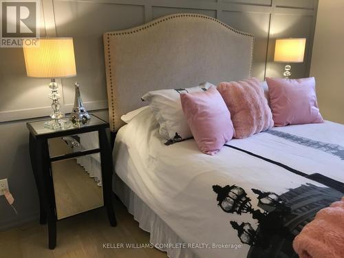 225 Henrietta Street, Fort Erie (Central), ON - Indoor Photo Showing Bedroom