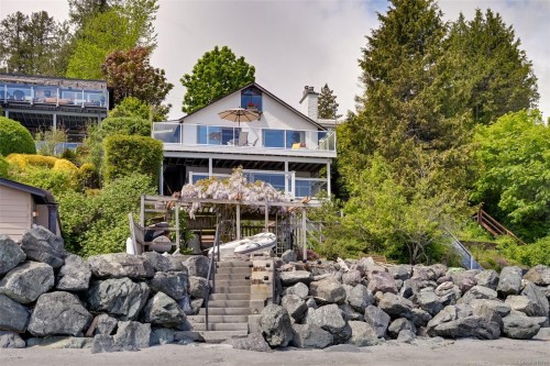 4955 Cordova Bay Rd, Saanich, BC 