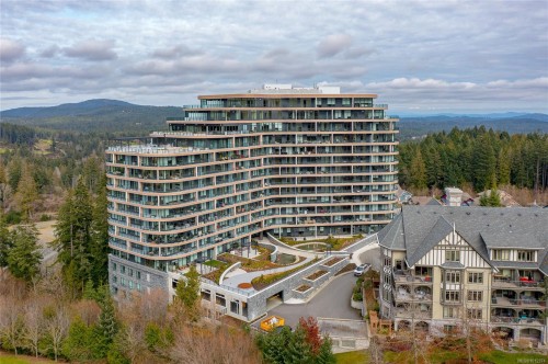 915-2000 Hannington Rd, Langford, BC - Outdoor With View