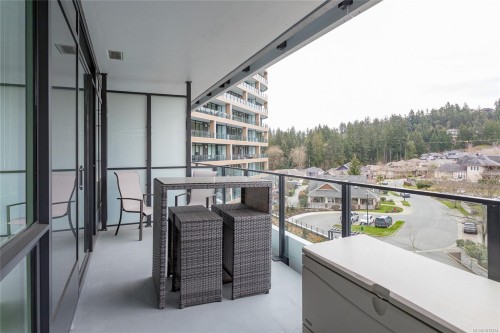 915-2000 Hannington Rd, Langford, BC - Outdoor With Exterior