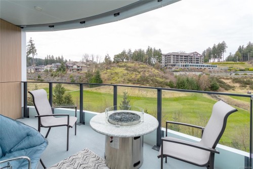 915-2000 Hannington Rd, Langford, BC - Outdoor With Exterior