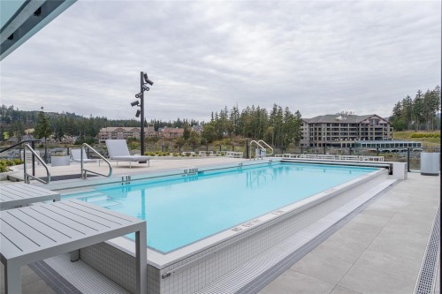 915-2000 Hannington Rd, Langford, BC - Outdoor With In Ground Pool