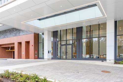 915-2000 Hannington Rd, Langford, BC - Indoor Photo Showing Other Room