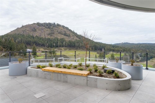 915-2000 Hannington Rd, Langford, BC - Outdoor With View