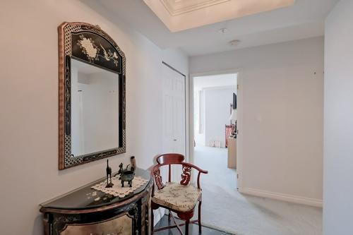 1103-1160 Sunset Drive, Kelowna, BC - Indoor