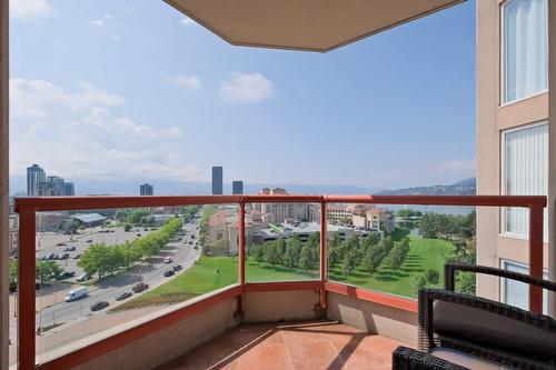 1103-1160 Sunset Drive, Kelowna, BC - Outdoor With View With Exterior