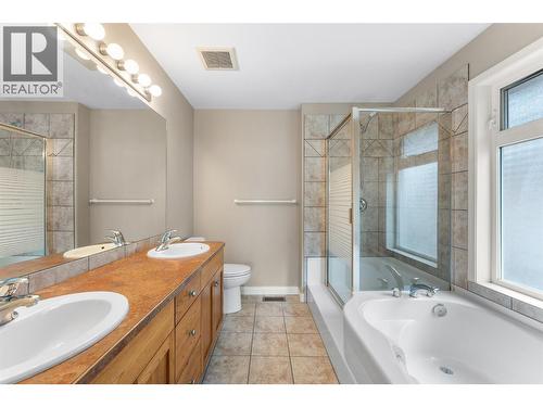 5147 Silverado Place, Kelowna, BC - Indoor Photo Showing Bathroom