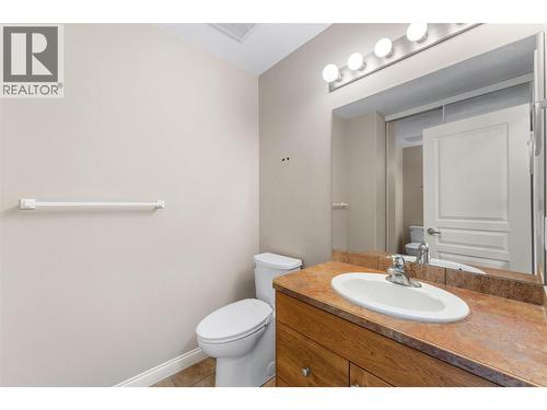 5147 Silverado Place, Kelowna, BC - Indoor Photo Showing Bathroom