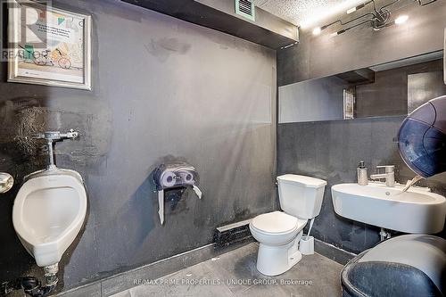 39 Baldwin Street, Toronto, ON 