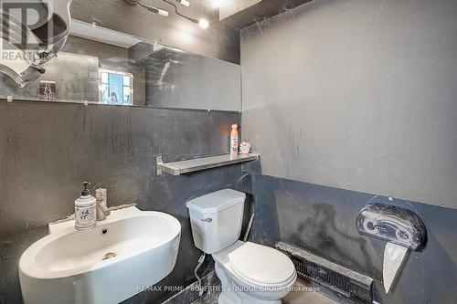 39 Baldwin Street, Toronto, ON 