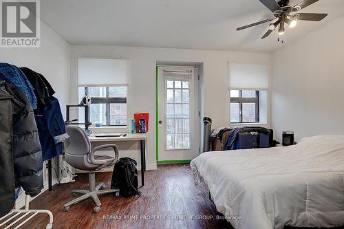 39 Baldwin Street, Toronto, ON 