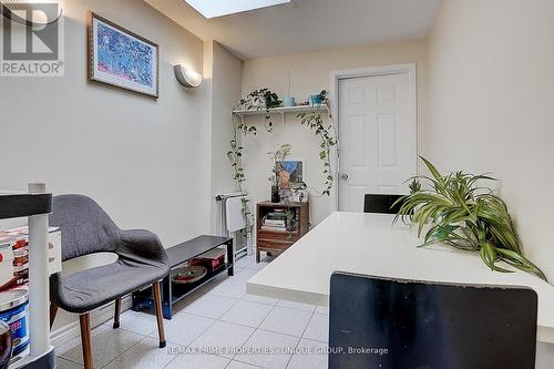 39 Baldwin Street, Toronto, ON 