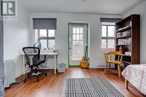 39 Baldwin Street, Toronto, ON 