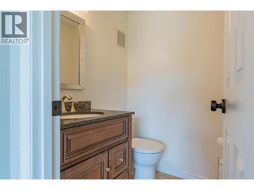 1664 Maida Road, Christina Lake, BC - Indoor Photo Showing Bathroom
