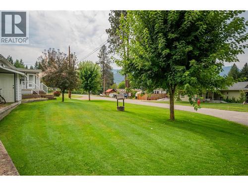 1664 Maida Road, Christina Lake, BC - Outdoor