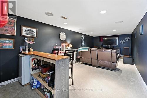 8554 Haldibrook Road, Hamilton, ON - Indoor Photo Showing Other Room