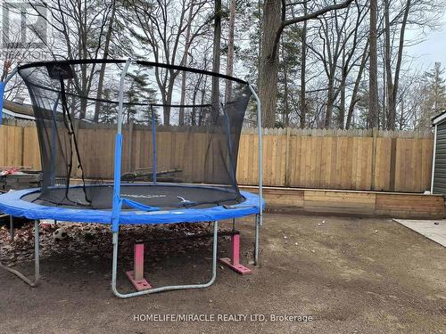 101 River Road E, Wasaga Beach, ON - Outdoor