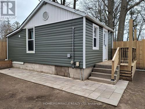 101 River Road E, Wasaga Beach, ON - Outdoor