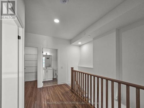 113 - 2782 Barton Street E, Hamilton, ON - Indoor Photo Showing Other Room