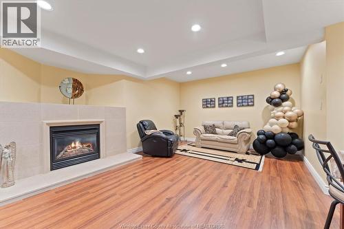 125 Links Drive, Amherstburg, ON - Indoor Photo Showing Living Room With Fireplace