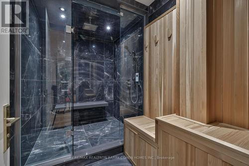 33 Stratheden Road, Toronto, ON - Indoor Photo Showing Bathroom