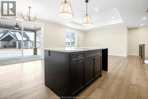 48 Cherry Blossom Trail, Chatham, ON - Indoor