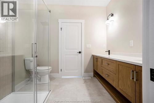 48 Cherry Blossom Trail, Chatham, ON - Indoor Photo Showing Bathroom