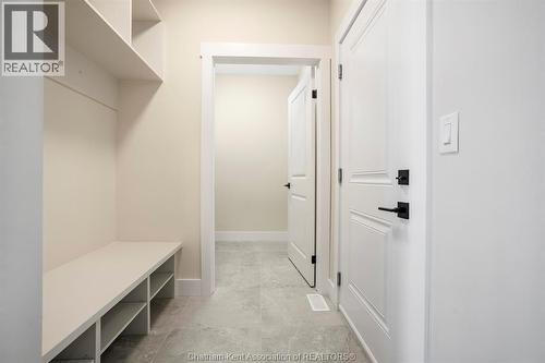 48 Cherry Blossom Trail, Chatham, ON - Indoor