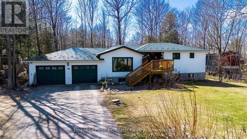 14 SENECA CRESCENT  Tiny, ON L9M 0C9