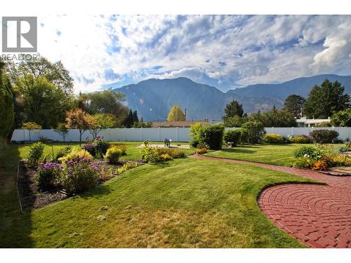 515 Vanderlinde Drive, Keremeos, BC - Outdoor With View