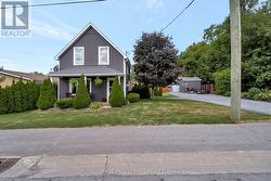 30 LAKE STREET SE  Prince Edward County (Picton Ward), ON K0K 2T0