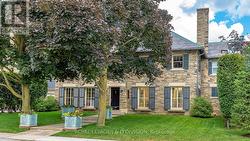 42 LYTTON BOULEVARD  Toronto, ON M4R 1L3